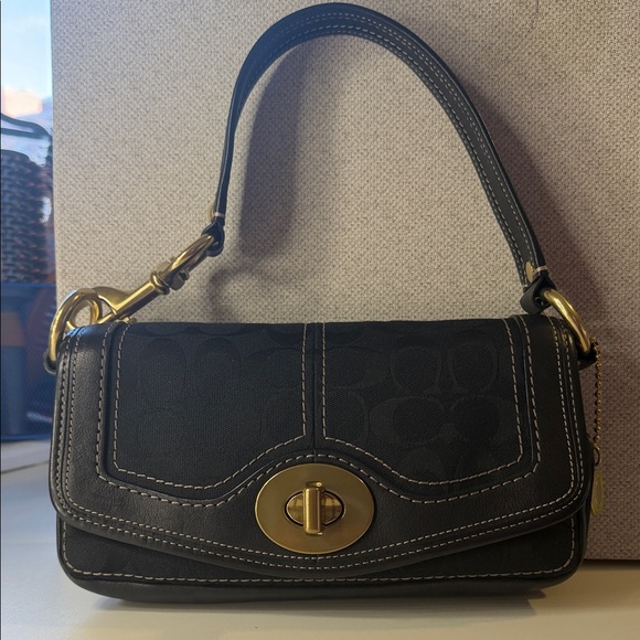 Handbags - Coach Legacy 65th Anniversary TurnLock limited edition (2006) FDJ-10335